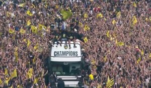 Rugby: les supporters célèbrent le doublé européen de La Rochelle
