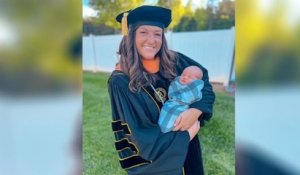 Cette super maman a donné naissance à un petit garçon et participé à sa remise des diplômes en moins de 24 heures