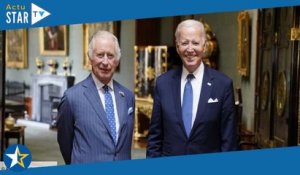 Joe Biden a-t-il enfreint le protocole avec Charles III ? Ce geste très commenté