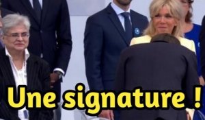 Emmanuel et Brigitte Macron : Un subtil baiser de main lors du 14-Juillet qui attire l'attention ...