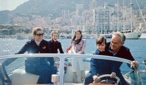 Stéphanie et Caroline de Monaco : leur yacht familiale, et vacances de rêve soeur-soeur à Monaco