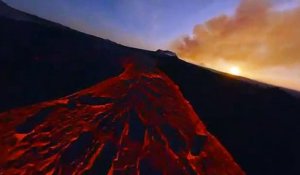 Survol du volcan Litli Hrútur par un drone