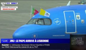 Le pape François arrive à Lisbonne pour se rendre aux JMJ