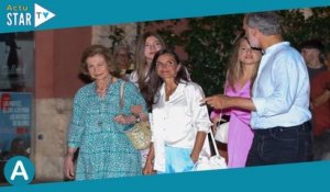 Letizia d’Espagne  toute de soie vêtue, la Reine sublime pour sa dernière sortie en famille