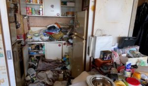 Diogène : déchets, babioles, cafards... Leur mission : nettoyer les logements en Île-de-France