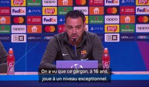 Barcelone - Xavi ne veut pas comparer Yamal et Messi