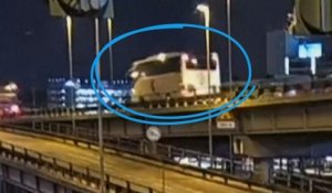 Bus tombé d’un pont à Venise : les images d'une caméra de vidéosurveillance dévoilées