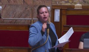 "Vous êtes les pires adversaires des droits des femmes": Mathilde Panot interpelle Marine Le Pen à l'Assemblée