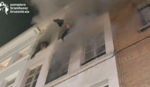 4 personnes sauvées des flammes au centre de Bruxelles: un squat ravagé par le feu