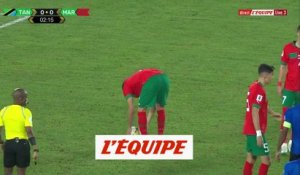 Hakimi rate un penalty face à la Tanzanie - Foot - Qualif. CM - Maroc