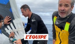 Rafistolage au milieu de l'Atlantique sur « Banque-Populaire XI » - Voile - Transat Jacques-Vabre