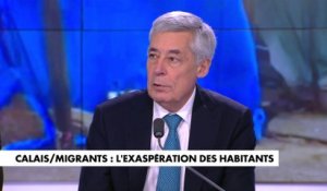Henri Guaino : «Si on ne veut pas de migrants qui s’entassent à Calais, il ne faut pas les laisser rentrer»