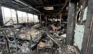 Paris : les images du Café Barge ravagé par un incendie dans le XIIe