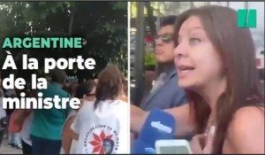 Une "file de la faim" devant la porte d'une ministre en Argentine