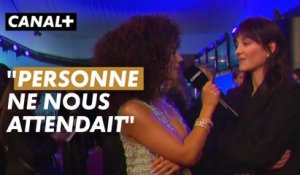 Marion Cotillard au micro de Lena Situations sur le tapis rouge des César 2024