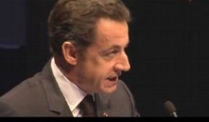 Nicolas Sarkozy inaugure le train du futur