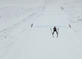 Ce Japonais pulvérise le record du plus long saut à ski du monde