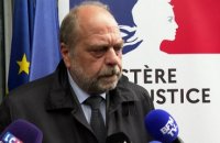 Attaque d'un fourgon pénitentiaire : Dupond-Moretti dénonce « un crime ignoble »