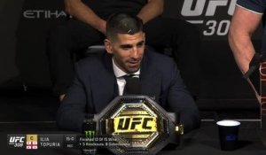 UFC 308 - Topuria : "Je serai le premier à éteindre la lumière à Holloway"