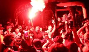La folle soirée des supporters du Paris FC