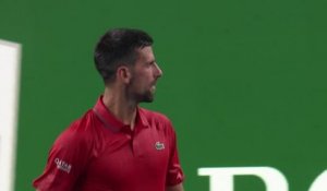 Shanghai - Djokovic remporte le duel des vieux briscards