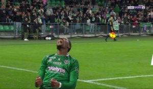 Joshua Duffus signe le but du 4-0 pour Saint-Etienne avant la mi-temps !