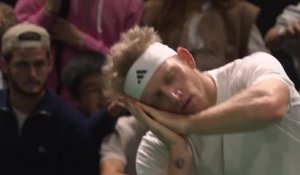 Rolex Paris Masters - La célébration "Stephen Curry" de Davidovich Fokina après sa victoire face à Cazaux