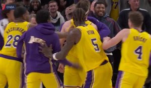Lakers - Austin Reaves offre la victoire au buzzer