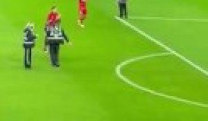 Mohamed Salah a effectué un tour d'honneur après la victoire de Liverpool face à Brighton - Foot - Premier League