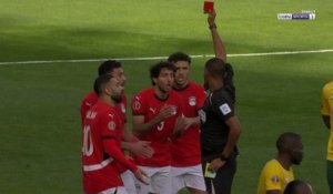L'Égypte prend rouge juste après son but !