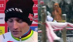 Cyclo-cross - Exact Cross 2026 - Mathieu van der Poel gagne sous la neige et malgré une chute... Wout van Aert a chuté aussi et a abandonné !