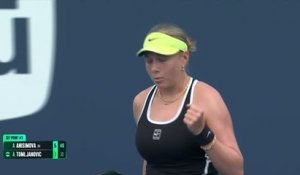 Miami - Plus de mal que prévu pour Anisimova