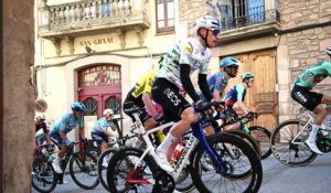 Dorian Godon reste leader du Tour de Catalogne à l'issue d'une 4e étape raccourcie, Ethan Vernon le plus fort au sprint - Cyclisme - Tour de Catalogne