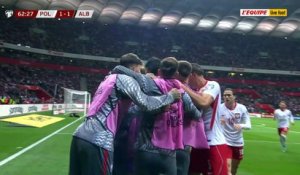 Lewandowski égalise de la tête face à l’Albanie - Foot - Qualif. Coupe du monde