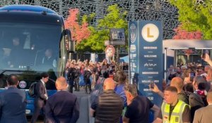 Ambiance bouillante aux abords du Parc des Princes pour l’arrivée des Parisiens avant PSG-Liverpool - Foot - Ligue des champions