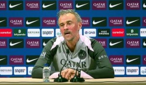 Luis Enrique félicite Pierre Sage, élu meilleur entraîneur de la saison de Ligue 1 : « Il le mérite » - Foot - Ligue 1