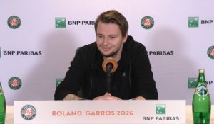 Roland-Garros 2026 - Alexander Bublik : "Je pense que le service à la cuillère attire trop l'attention"