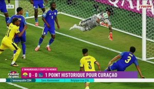 Eloy Room, gardien de Curaçao, l'autre joueur devenu vedette des réseaux sociaux à la Coupe du monde - Foot - Coupe du monde