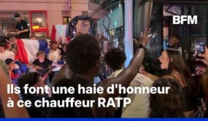 Mondial 2026: les Bleus qualifiés en demies, ces Parisiens font une haie d'honneur à un chauffeur de bus