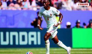 Manu Koné, le milieu des Bleus et de l'AS Rome, a des courtisans en Angleterre dont Manchester United, très intéressé - Foot - Transferts