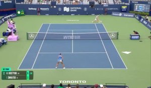 Toronto - Swiatek renverse Kostyuk