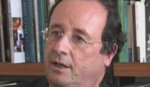 Hollande explique son refus de la réforme des institutions