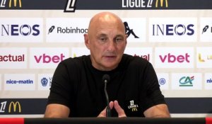 Olivier Pantaloni, entraîneur de Nice : « Jonathan (Clauss) est venu me voir pour me dire qu'il ne se sentait pas l'âme d'un capitaine » - Foot - Ligue 1