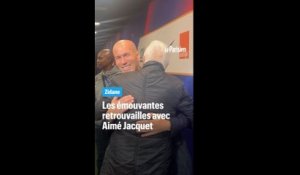Les émouvantes retrouvailles de Zidane et Aimé Jacquet