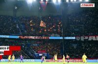 Des supporters du PSG font grève après le retrait d'une banderole lors du match contre Le Mans - Foot - Ligue 1