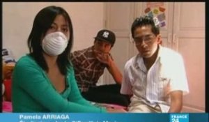 Grippe porcine: les jeunes à Mexico face à virus