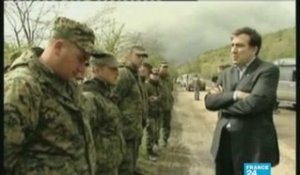 Géorgie: le président Saakachvili face à l'opposition