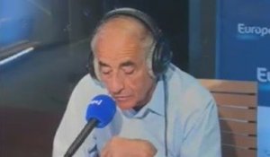Bayrou : comme "le coup de tête de Zidane"
