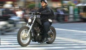 VIDEO 1/2 : DIS C'EST COMMENT LA MOTO A TOKYO ?