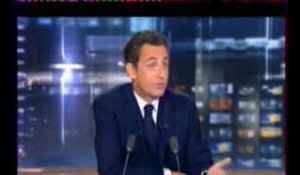 Sarkozy prend à partie Ferrari sur son salaire